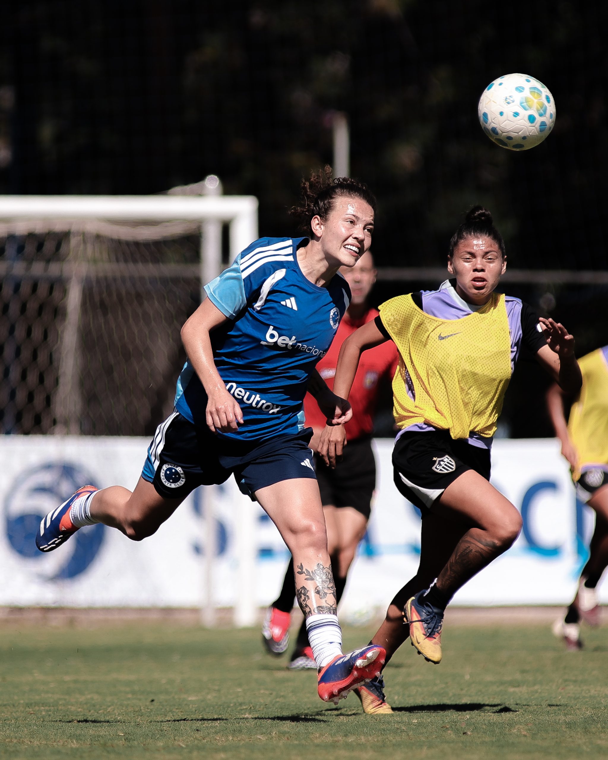 Jogo-treino na Toca da Raposa 1, em Belo Horizonte, entre Cruzeiro e Atlético