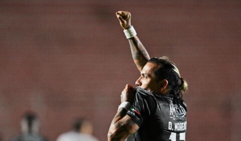 Algoz do Cruzeiro na Libertadores e artilheiro da ‘Sula’ aos 40 anos faz golaço; veja
