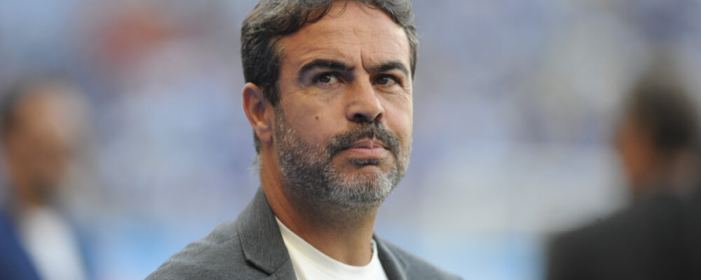 Artur Jorge vê elenco do Cruzeiro ‘curto’ e não dispensa contratações: ‘Temos que reforçar’