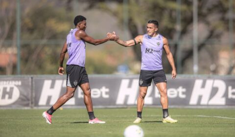 Atacante marca dois, e Atlético vence Betim em jogo-treino na Cidade do Galo