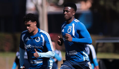Atacante sente e desfalca Cruzeiro contra o Botafogo