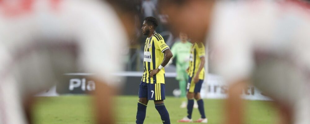 Atlético: Fred é titular e quase dá bela assistência em jogo do Fenerbahçe na Champions