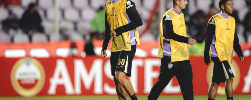 Atlético encaminha saída de jogador da base para clube dos Emirados Árabes