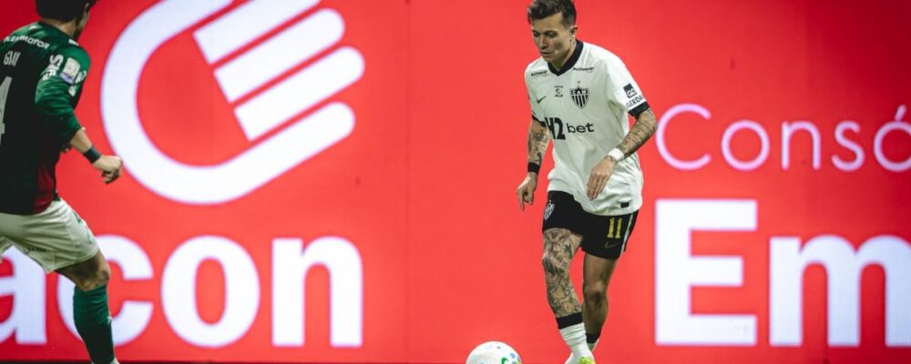 Bernard chega à 100ª vitória pelo Atlético e se declara em vídeo emocionante