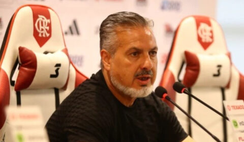 Boto reclama de pênalti não marcado a favor do Flamengo e questiona semiautomático