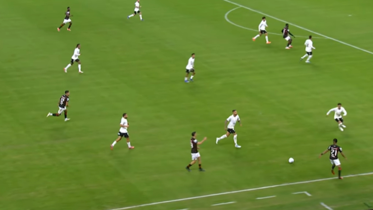 Corinthians só empata com Athletico-PR em casa e perde chance de subir na tabela do Brasileiro