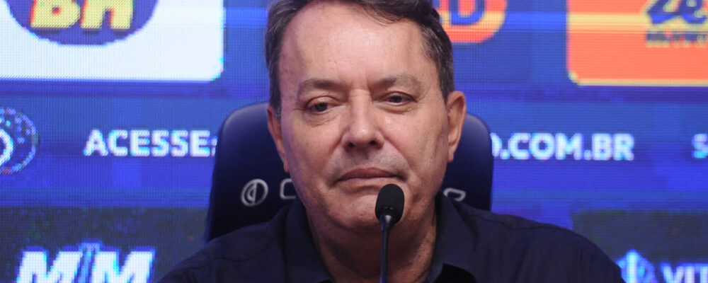 Cruzeiro: Pedrinho brinca e cita Cristiano Ronaldo e Messi ao acalmar ânimos da torcida
