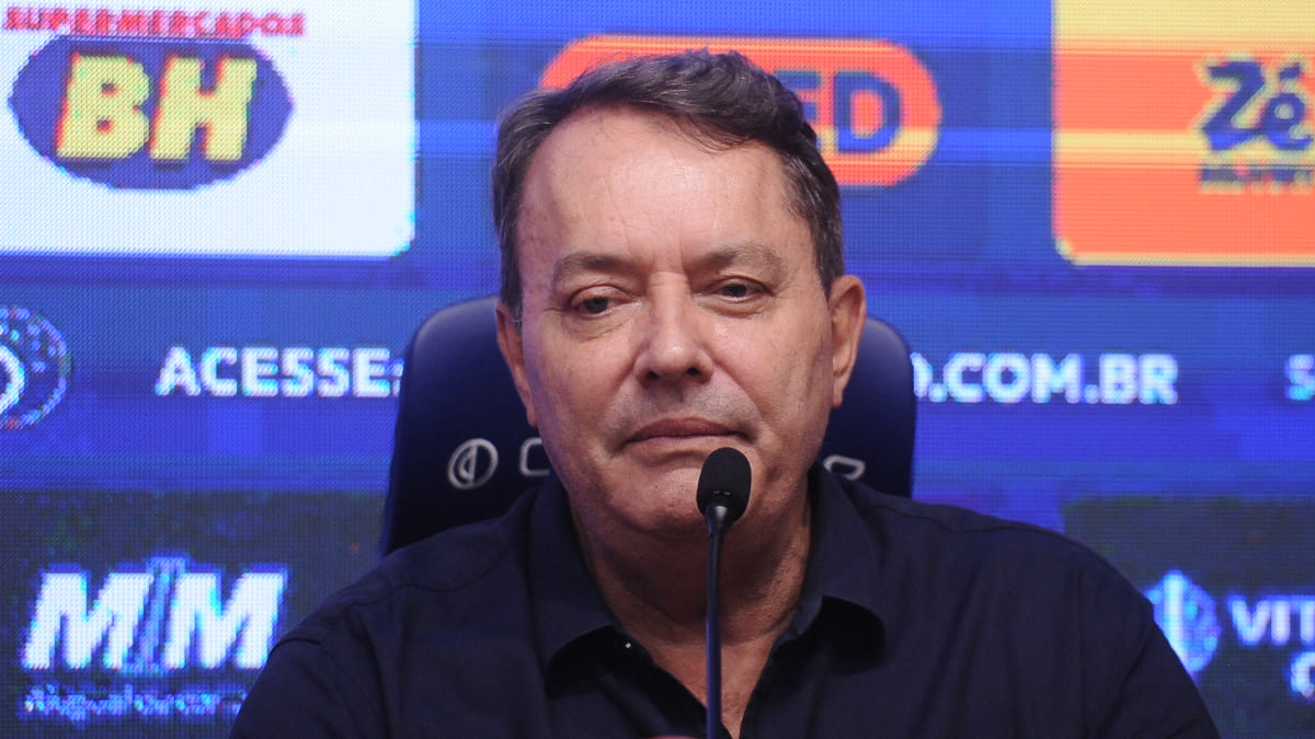 Cruzeiro: Pedrinho brinca e cita Cristiano Ronaldo e Messi ao acalmar ânimos da torcida