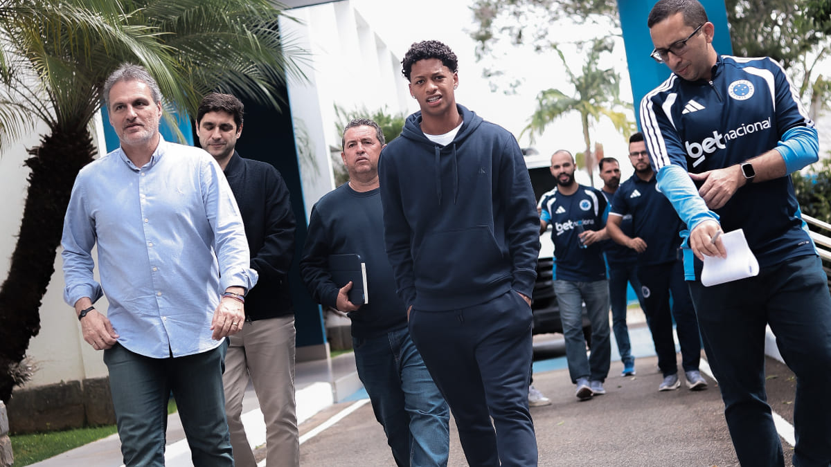 Cruzeiro: Zé Lucas chega à Toca para primeiro contato com Artur Jorge e companheiros