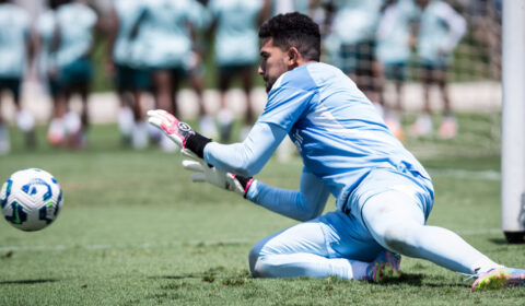Cruzeiro anuncia retorno de goleiro após empréstimo a clube da Série B