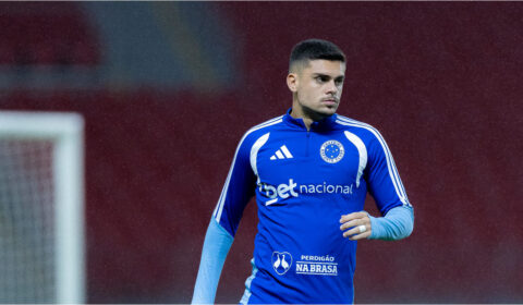Cruzeiro atualiza condição física de Gabriel Pec após forte entrada