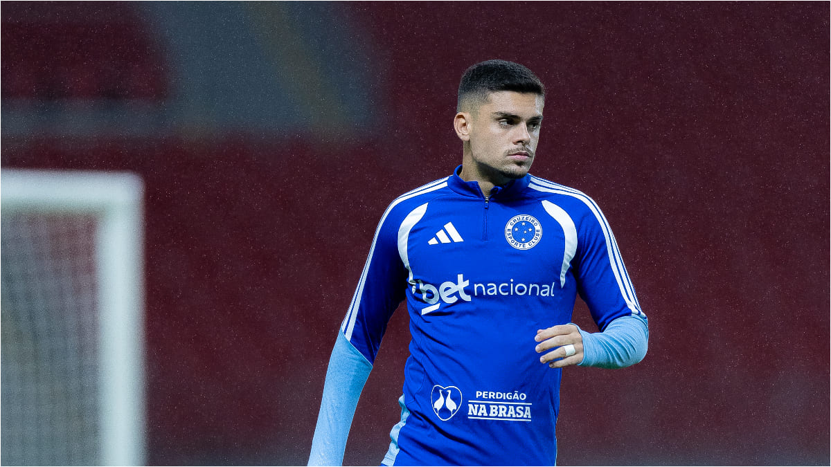 Cruzeiro atualiza condição física de Gabriel Pec após forte entrada