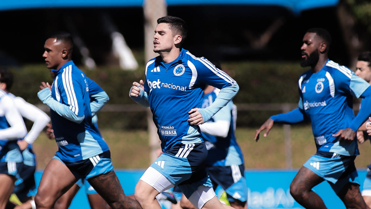 Cruzeiro ganha duas novidades para jogo contra o Inter em retorno ao Brasileiro
