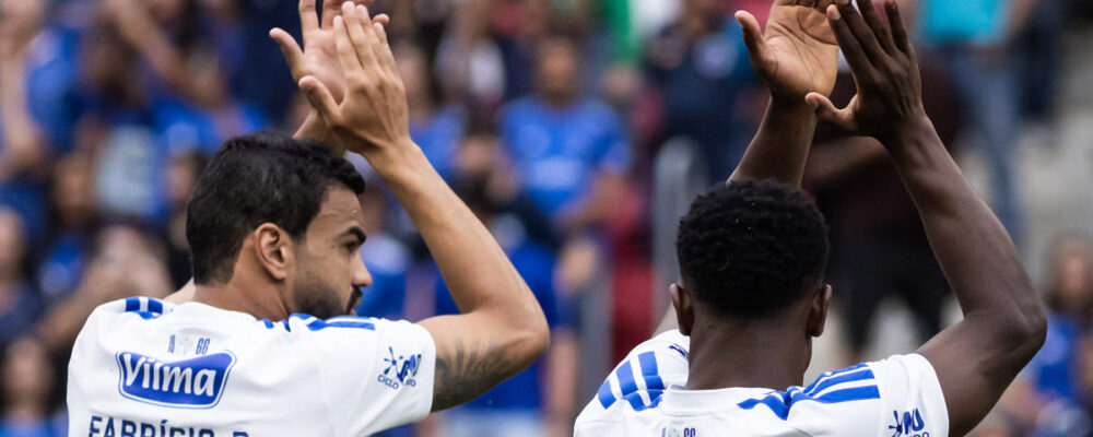 Cruzeiro marca dois jogos-treinos antes de retorno oficial aos gramados