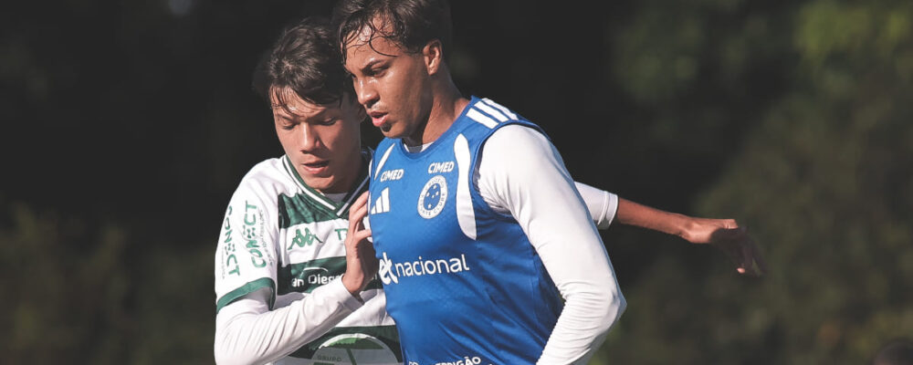 Cruzeiro muda formação e goleia Ipatinga em último jogo-treino antes de volta aos campos