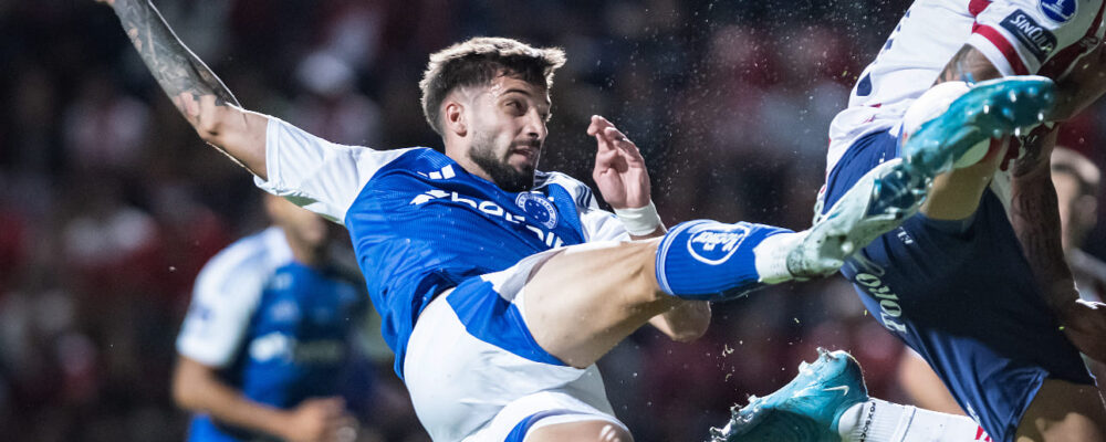 Cruzeiro oficializa empréstimo de Lautaro Díaz a time argentino