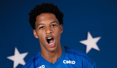 Cruzeiro oficializa numeração de Zé Lucas; veja lista atualizada