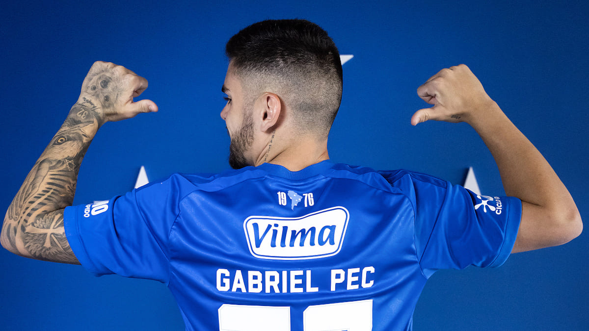 Cruzeiro oficializa número de Gabriel Pec