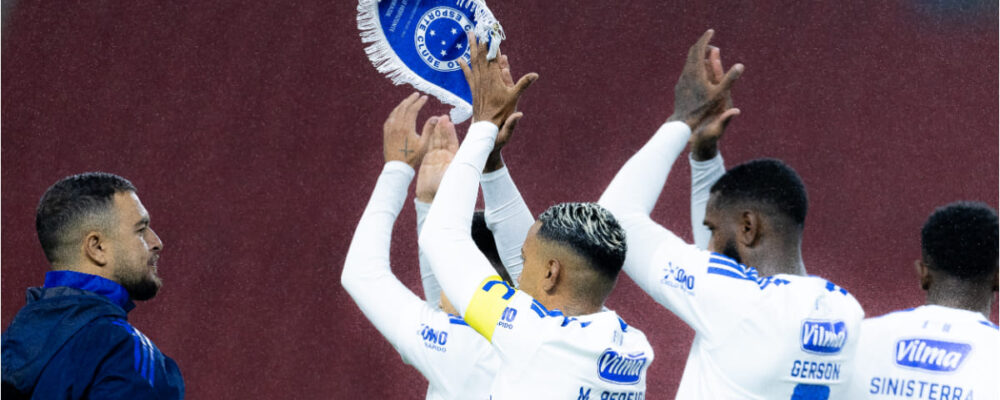 Cruzeiro perde dois titulares para duelo com o Botafogo