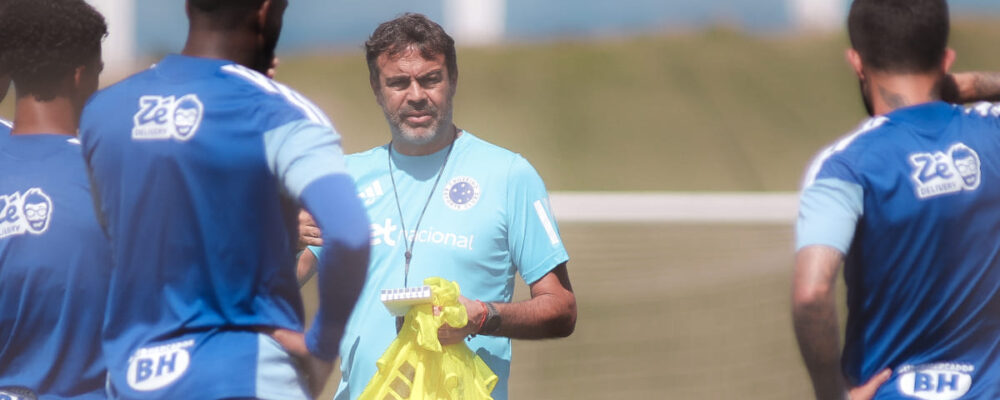 Cruzeiro tem sete pendurados antes de jogo contra Coritiba