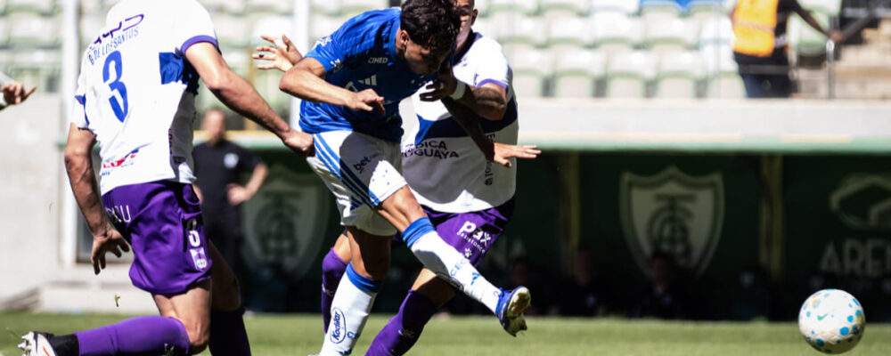 Cruzeiro testa opções, cria chances e vence Defensor em amistoso no Independência