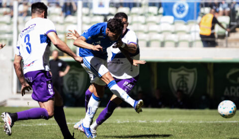 Cruzeiro testa opções, cria chances e vence Defensor em amistoso no Independência