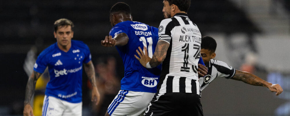 Cruzeiro x Botafogo: desfalques e prováveis escalações pelo Brasileiro