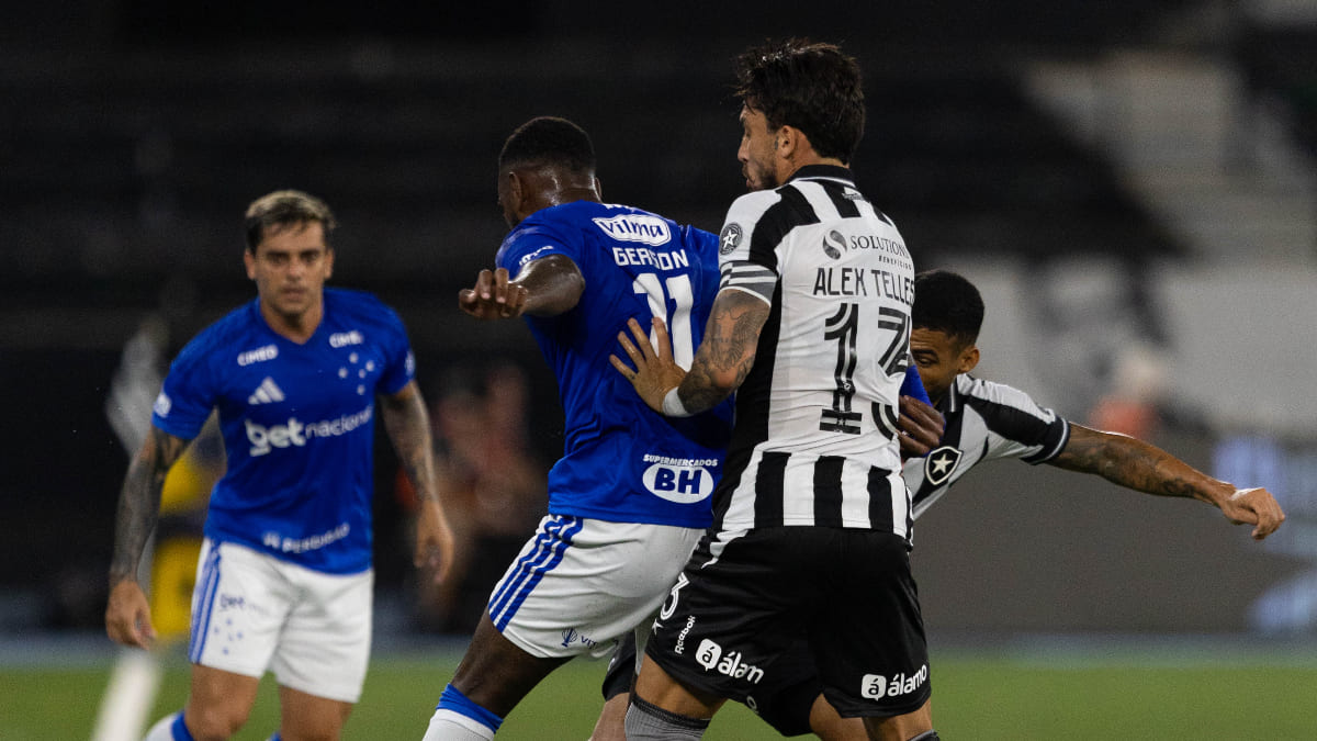 Cruzeiro x Botafogo: desfalques e prováveis escalações pelo Brasileiro