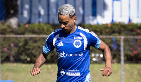 Cruzeiro x Defensor-URU: desfalques e opções para amistoso no Independência