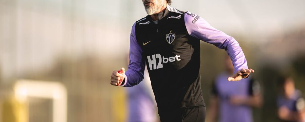Domínguez celebra evolução do Atlético em período sem jogos: ‘Estamos nos conhecendo melhor’