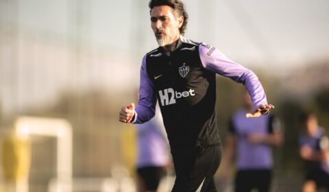 Domínguez celebra evolução do Atlético em período sem jogos: ‘Estamos nos conhecendo melhor’