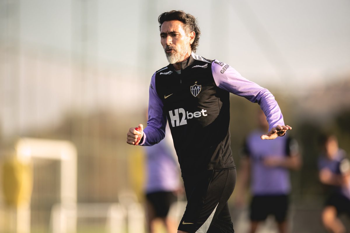 Domínguez celebra evolução do Atlético em período sem jogos: ‘Estamos nos conhecendo melhor’