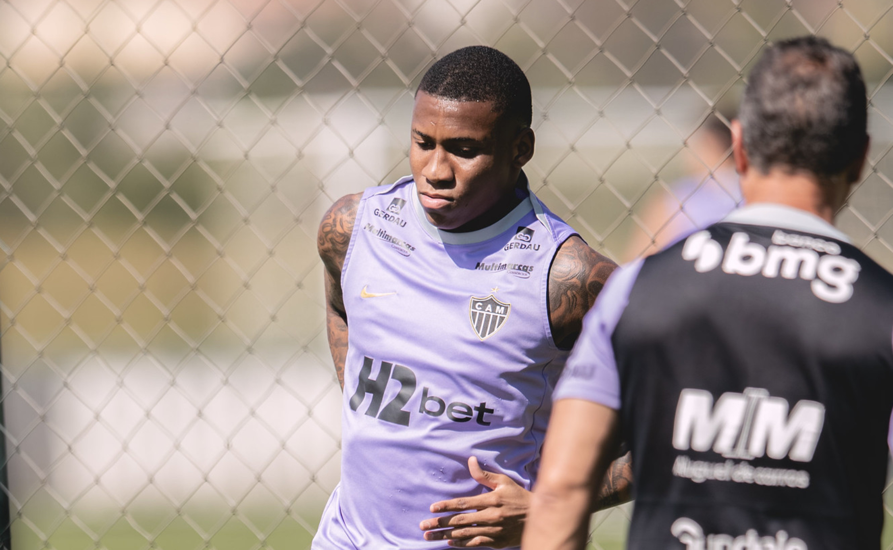 Dupla do Atlético inicia transição e se aproxima de retorno ao grupo de Domínguez