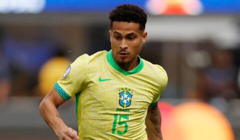 Ex-Flamengo, João Gomes troca de clube na Inglaterra