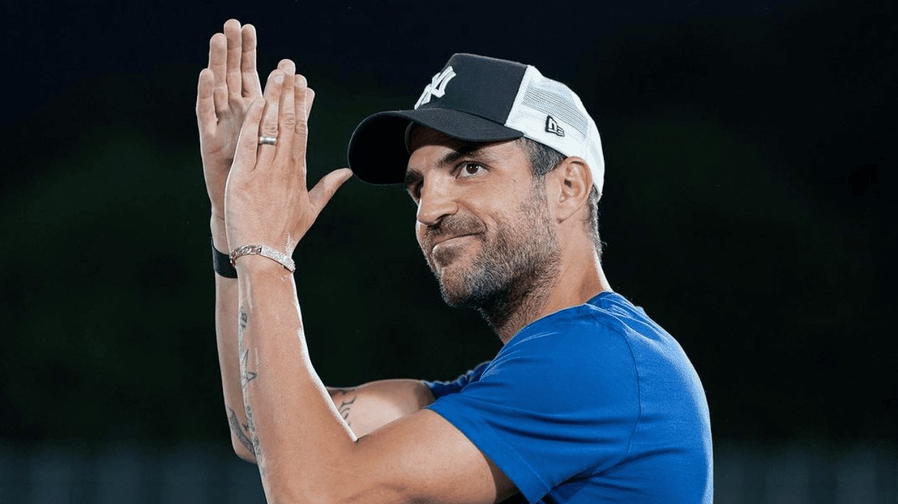 Fàbregas se rende a Kaiki, ex-Cruzeiro: ‘Lateral moderno com velocidade, energia e coragem’