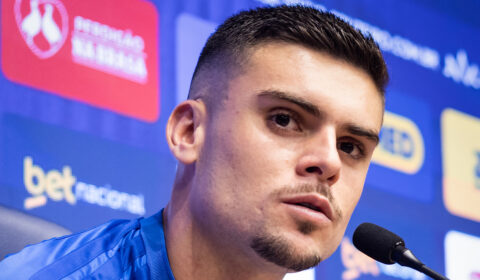 Gabriel Pec diz como pode ajudar ataque do Cruzeiro e detalha características de jogo