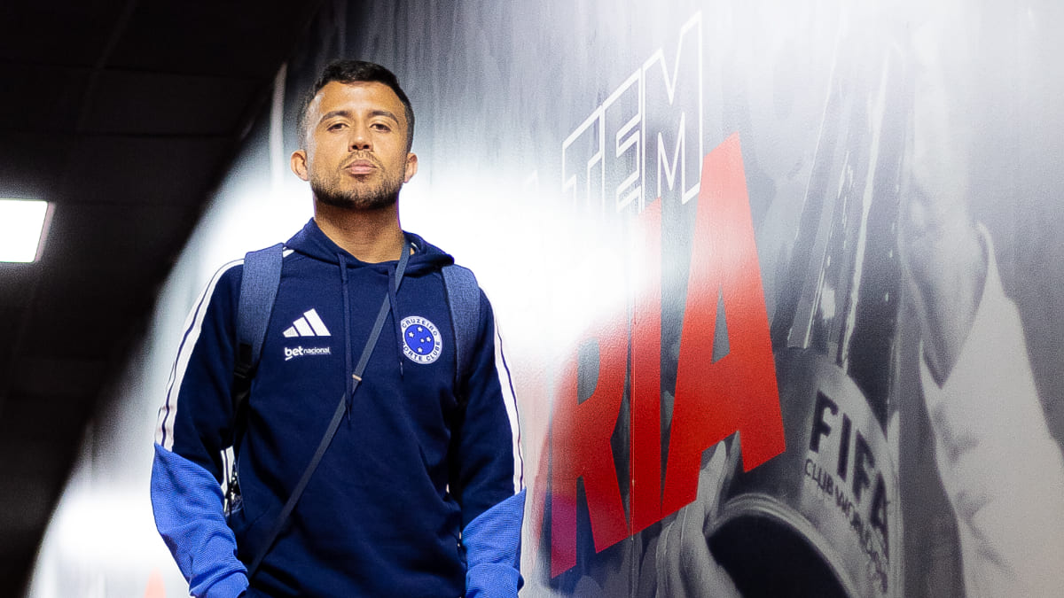 Matheus Henrique questiona arbitragem de Inter x Cruzeiro, mas pondera: ‘Se fala, é punido’