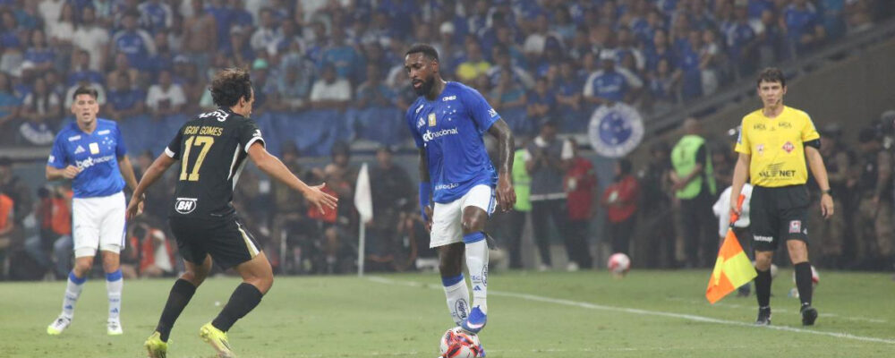 Meia é informado pelo Atlético que não terá o contrato renovado