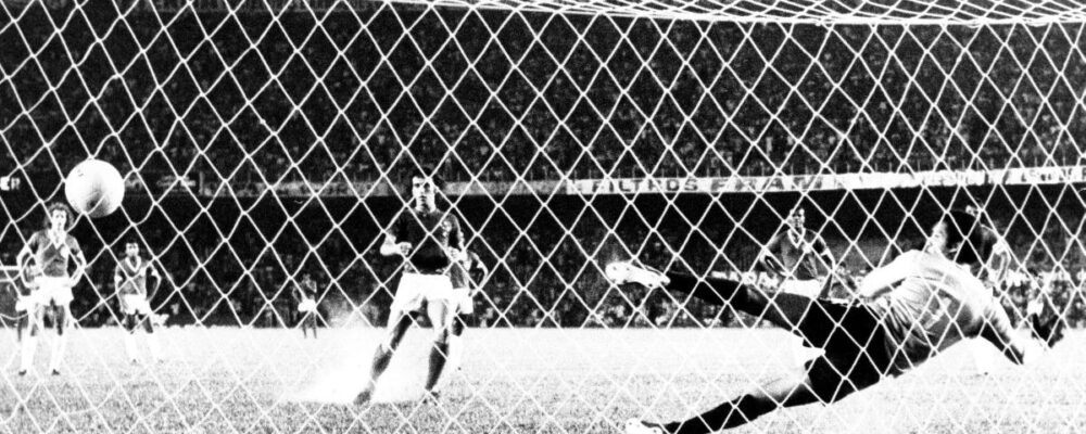 Nelinho 9, Palhinha 5: a curiosa numeração do Cruzeiro na Libertadores de 1976