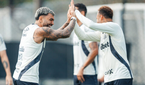Neymar imita Gabigol em treino no Santos, e ex-Cruzeiro reage; veja