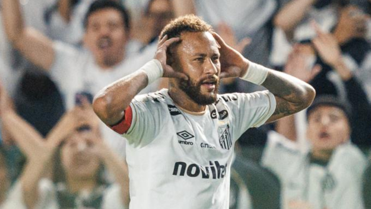 Neymar leva terceiro amarelo e desfalca Santos pelo Campeonato Brasileiro