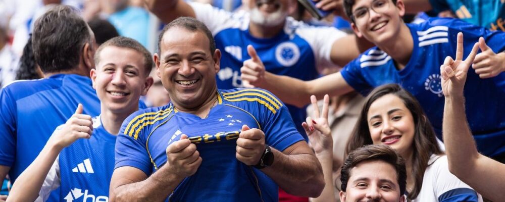 O público de Cruzeiro x Grêmio em amistoso no Estádio Mané Garrincha