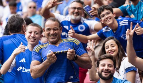 O público de Cruzeiro x Grêmio em amistoso no Estádio Mané Garrincha