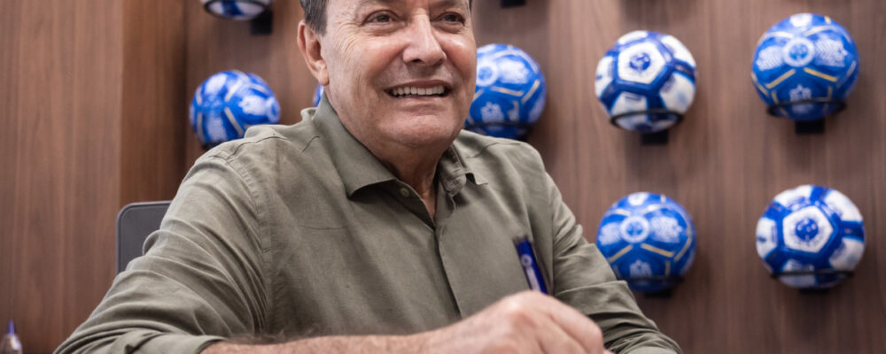 Pedrinho garante Cruzeiro atento ao mercado e admite novas mudanças no elenco