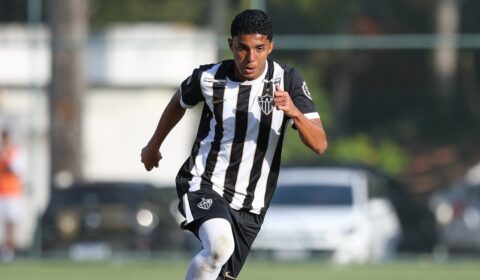 Promessa do Atlético faz belo gol ‘a la Kroos’ no Brasileiro Sub-17