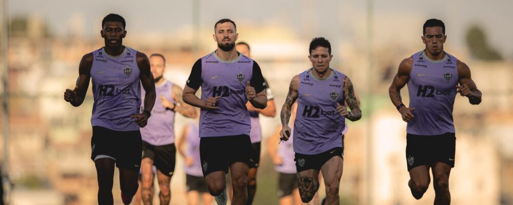 Reforço que não teve pré-temporada no Atlético se diz ‘muito melhor’ após período de treinos