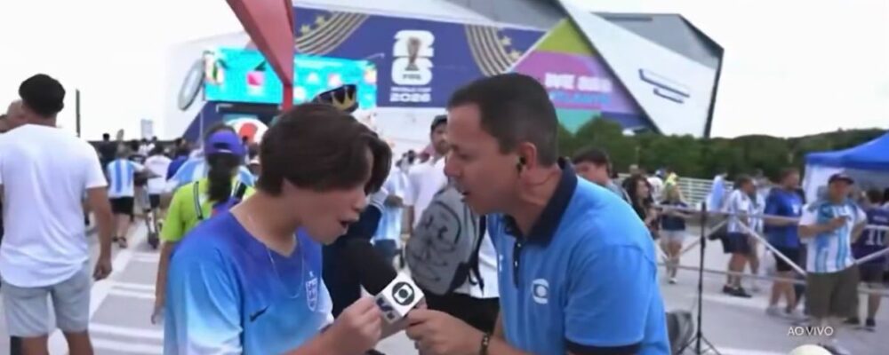 Torcedor do Atlético se passa por inglês e rouba a cena de entrevista na Copa