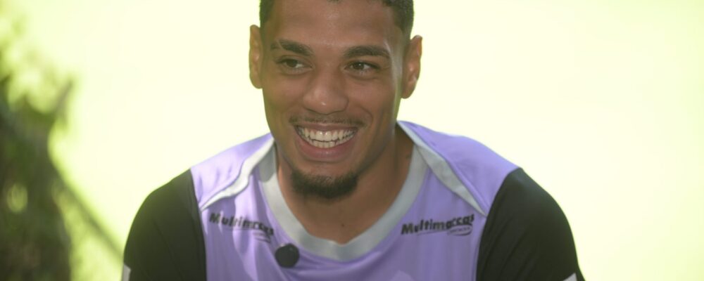 “Tudo menos futebol” com Ruan Tressoldi, zagueiro do Atlético