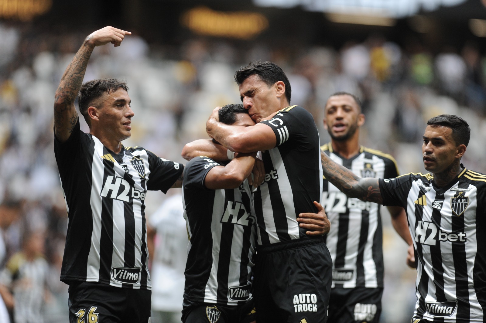 Zagueiro é anunciado por clube dos EUA após saída do Atlético: ‘Força e estabilidade’
