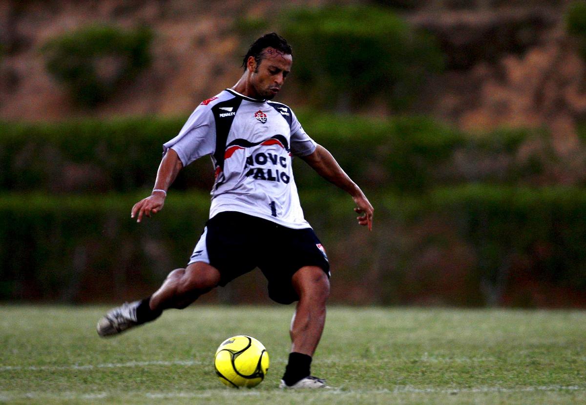 Joãozinho em treino pelo Vitória em 2007 - (foto: Eduardo Martins / Ag. A Tarde / Agencia O Globo 19/05/2007)